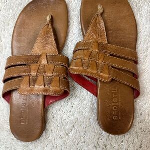 Bedstu Yoli sandals 8.5